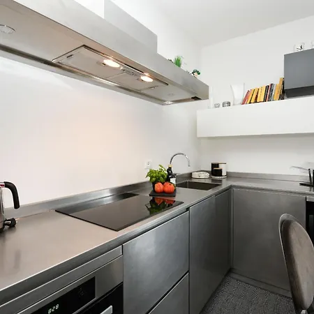 Mgh Family - Garda Sunrise Apartmán